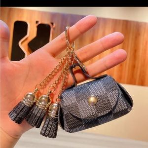 Mini purse keychain (black)